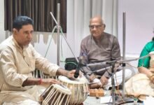 Photo of विज्ञान, कला आणि संस्कृतीचा त्रिवेणी संगम: डॉ. जगदीश देशमुख यांचा दैदीप्यमान कला प्रवास.